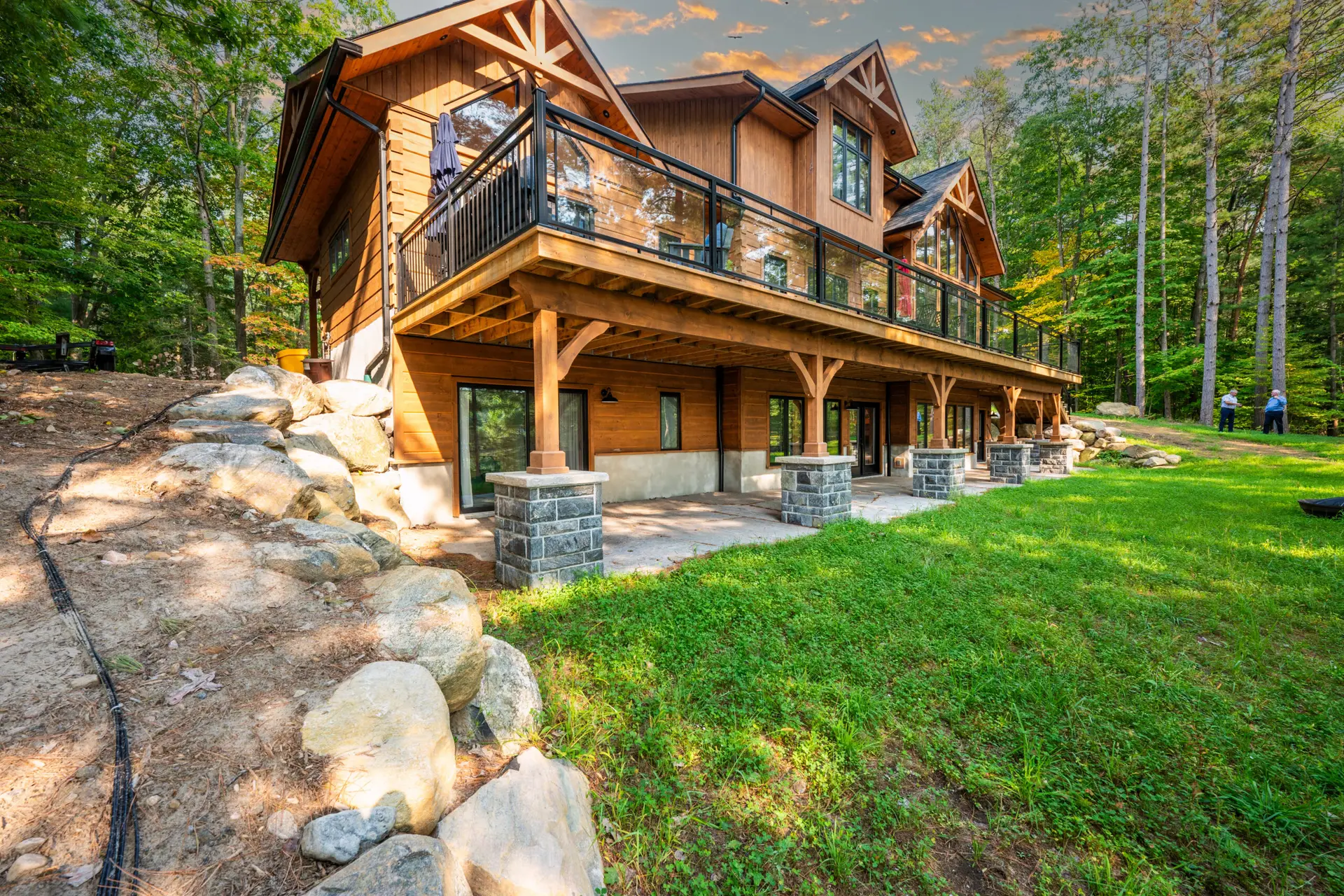 Custom Log Home on Lake Muskoka